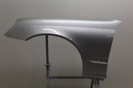 Kotflügel vorne links Mercedes C-klasse W203 BRILJANTSILBER (744)